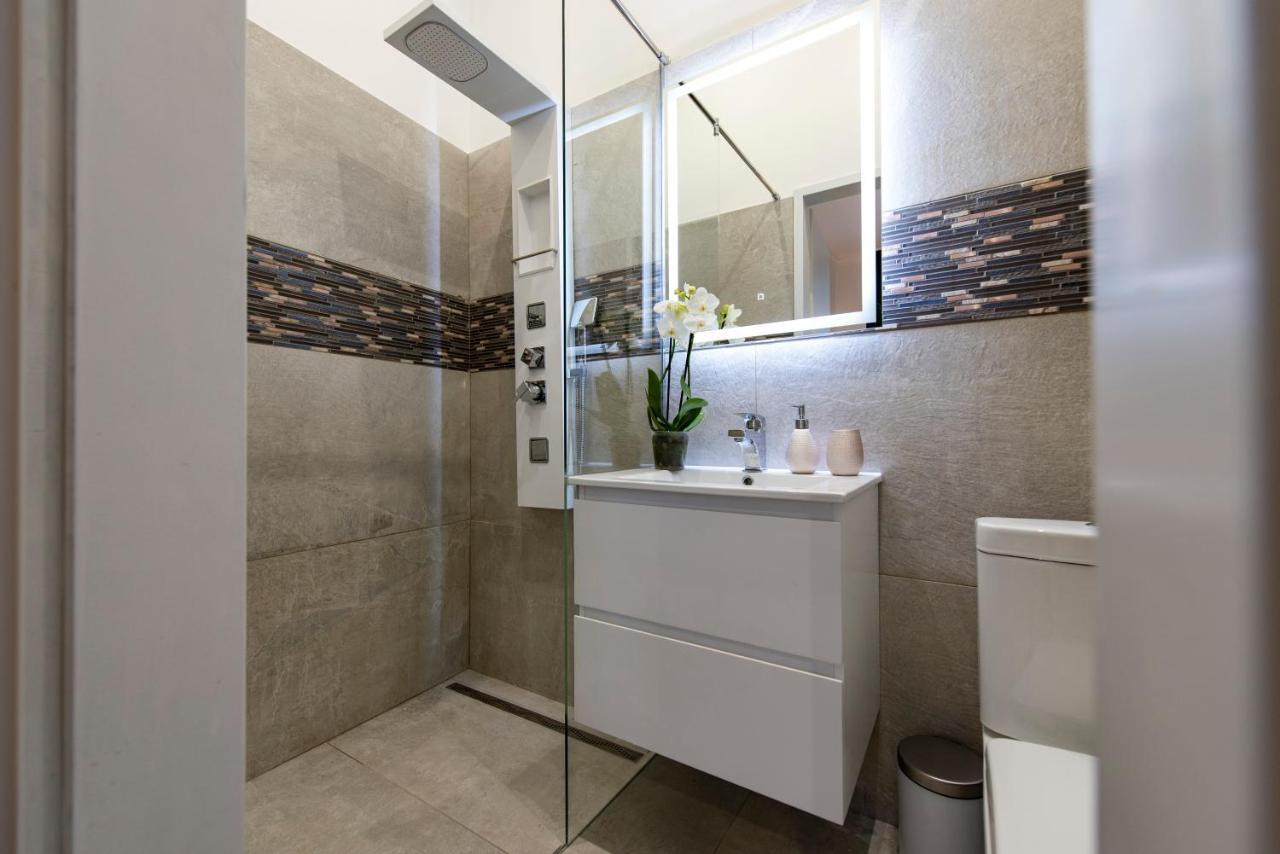 City Centre Deluxe Apartments Budapest Luaran gambar