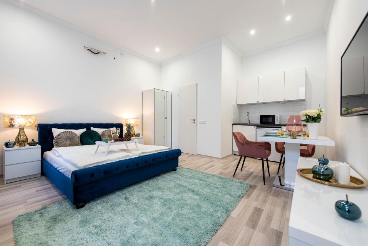 City Centre Deluxe Apartments Budapest Luaran gambar