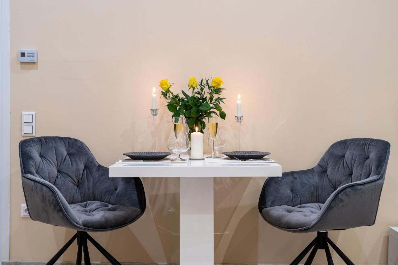 City Centre Deluxe Apartments Budapest Luaran gambar